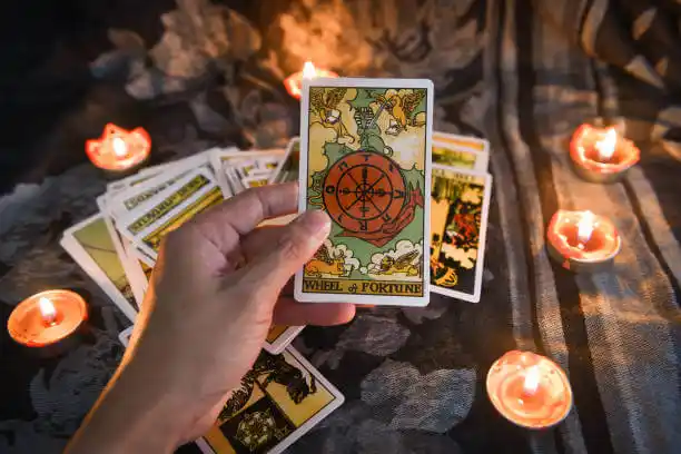 tarot cards Mastic